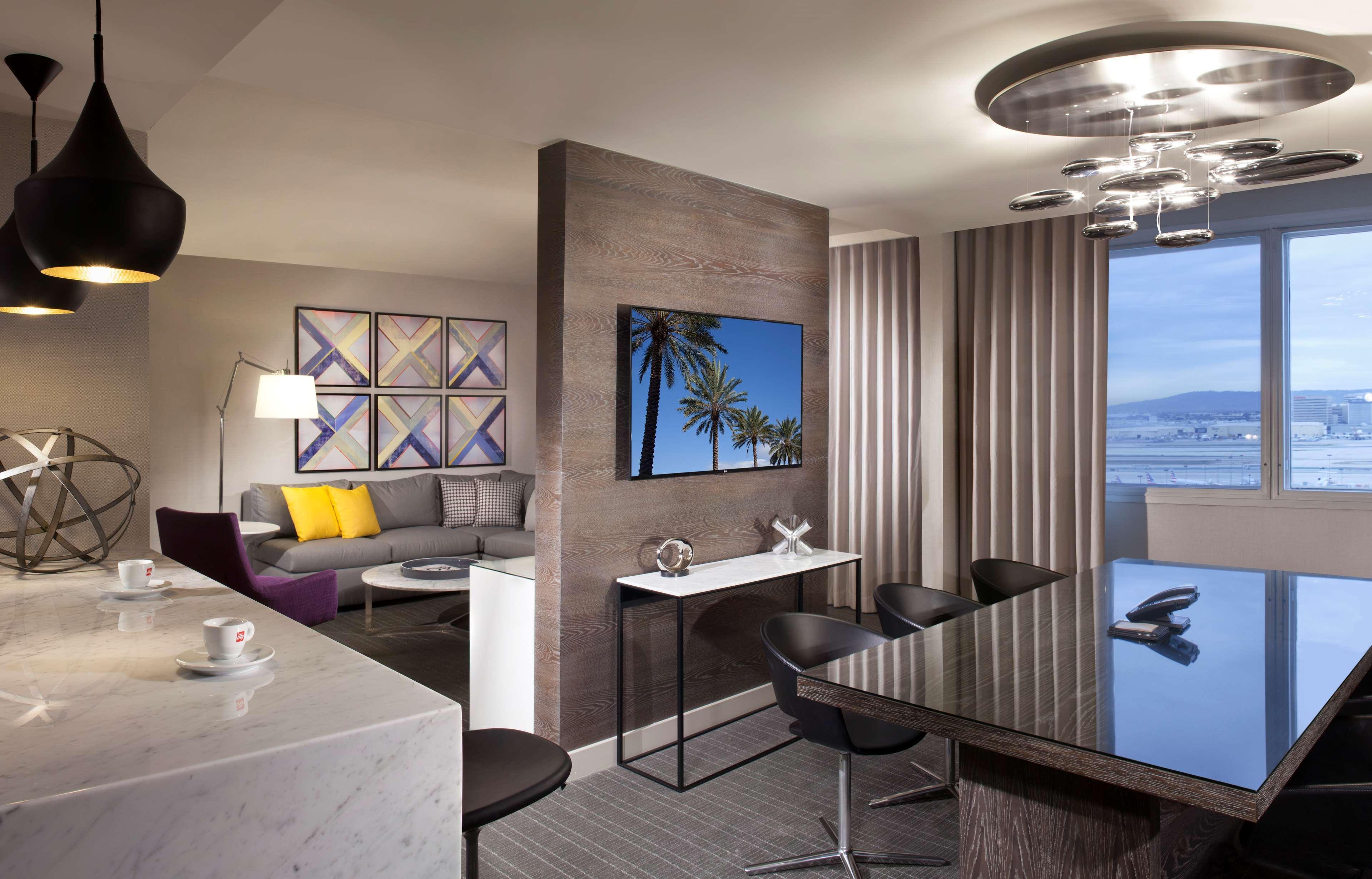 Hyatt Regency Angeles International Airport Hotel Los Ángeles